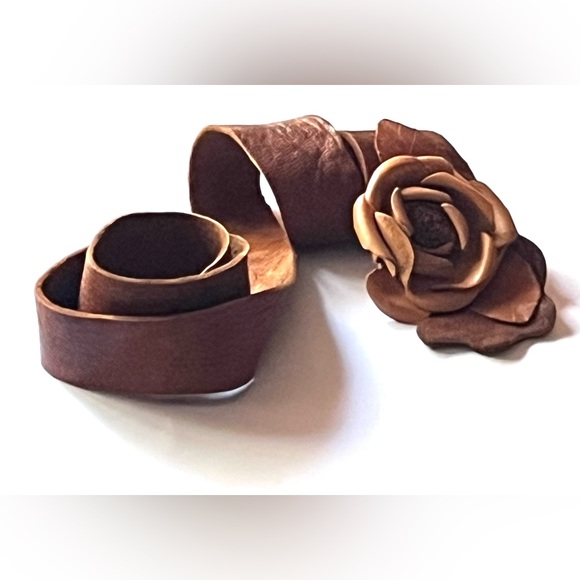 Handcrafted Artisan Leather Boho Women's Belt - Picture 4 of 13